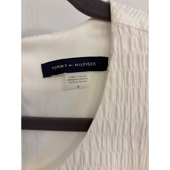 NWT Tommy Hilfiger Women Ivory Smocked Ruffle Hem Shift Dress Size 6 - Picture 6 of 8